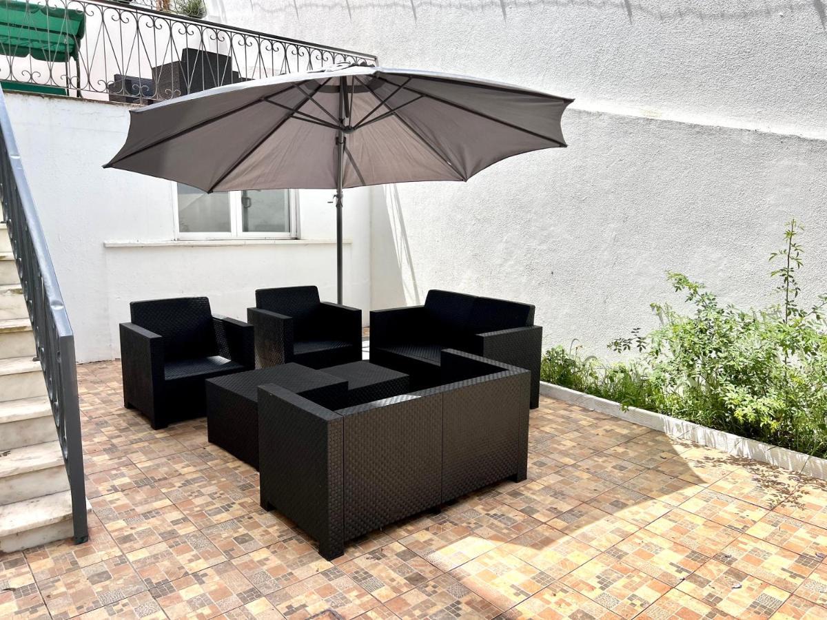 Oieras Beach Suite 2 - Large Double Room With En-Suite Bathroom And Balcony Oeiras Exteriör bild